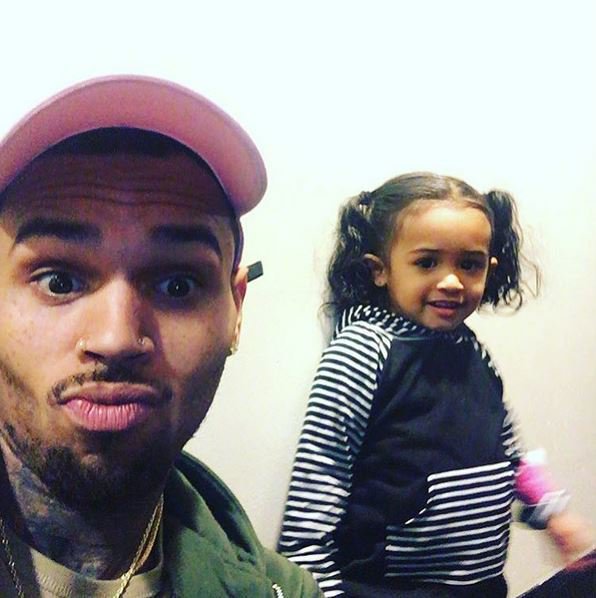 Chris-Brown-et-Royalty_portrait_w674