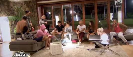 les-anges-8-violent-clash-entre-dimitri-et-ricardo-apres-un-gros-mensonge-de-nehuda-video